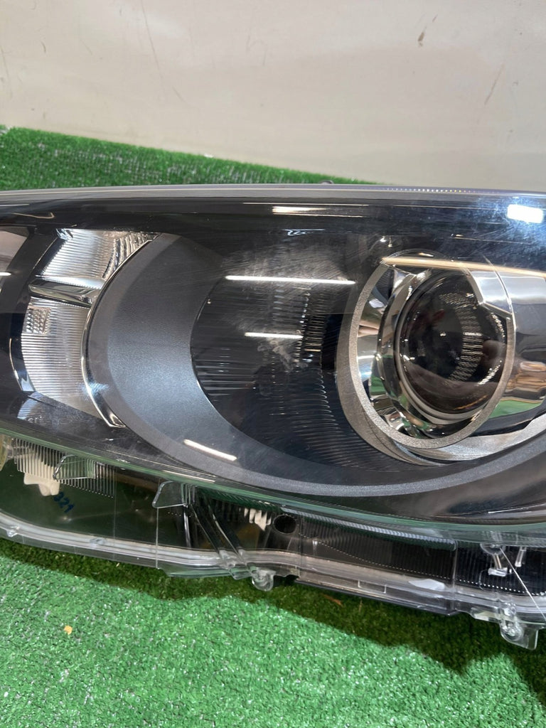 Frontscheinwerfer Toyota Yaris 0444636 Links Scheinwerfer Headlight SCH5000342060qg