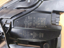 Laden Sie das Bild in den Galerie-Viewer, Frontscheinwerfer Audi Q2 81A941012 Rechts Scheinwerfer Headlight SCH7723670204zs
