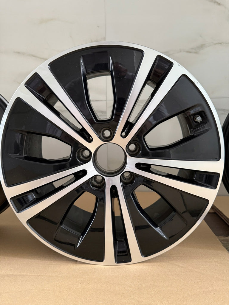 4x Alufelge 17 Zoll 7.5" 5x112 40ET Glanz Schwarz A2134015100 Audi I Rim Wheel FEL9730945742kk