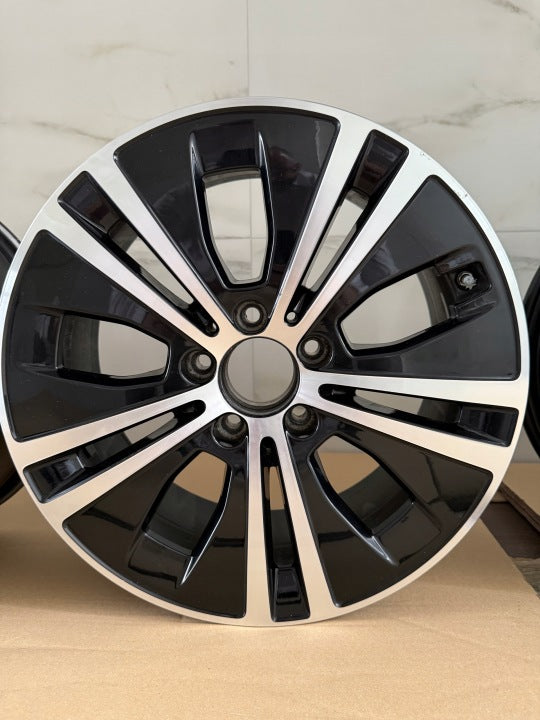 4x Alufelge 17 Zoll 7.5" 5x112 40ET Glanz Schwarz A2134015100 Audi I Rim Wheel FEL9730945742kk