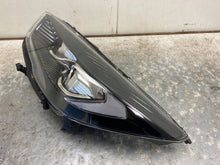 Laden Sie das Bild in den Galerie-Viewer, Frontscheinwerfer Ford Kuga I GV4113D154EG Xenon Ein Satz Scheinwerfer Headlight SCH1258665084gg