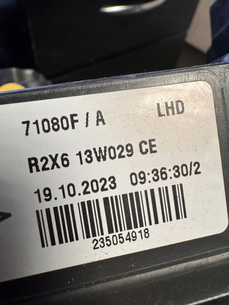 Frontscheinwerfer Ford Courier III R2X613W029 Rechts Scheinwerfer Headlight SCH8243346156su
