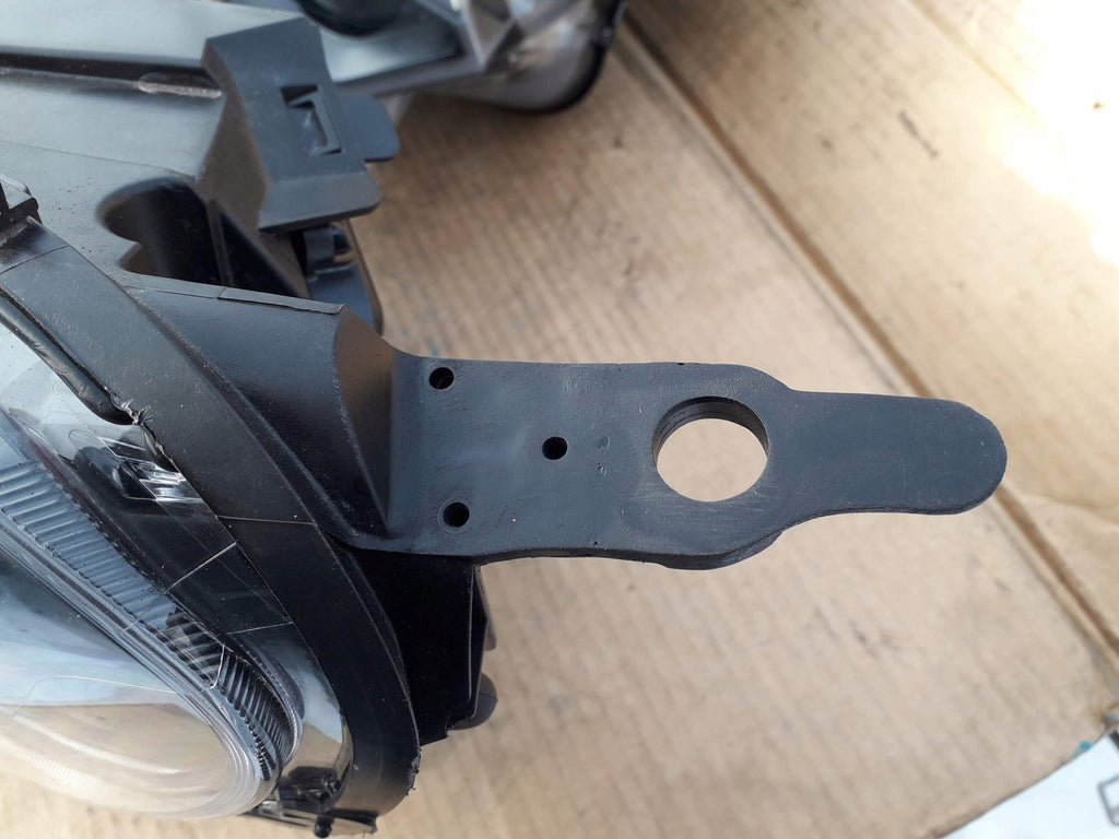 Frontscheinwerfer Opel Vivaro C 9832837680 9832836480 Xenon Rechts oder Links