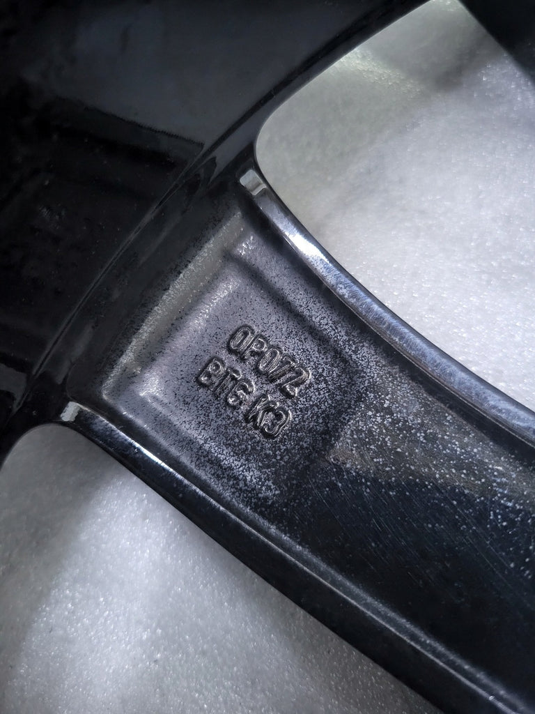 1x Alufelge 16 Zoll 6.5" 4x100 40ET Glanz Schwarz 13378580 0P072 Opel Corsa