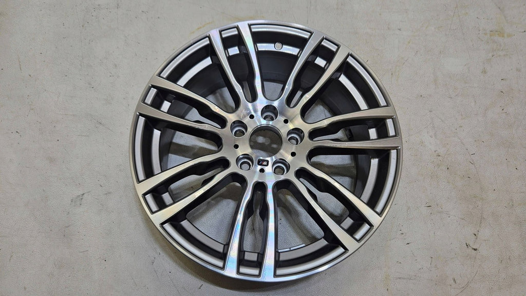 1x Alufelge 19 Zoll 8.0" 5x120 7889784 BMW 3 F30 F31 Rim Wheel FEL7478848382et