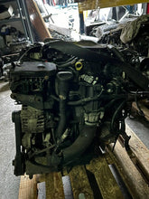 Laden Sie das Bild in den Galerie-Viewer, Motor Ford Mondeo AV4Q-6007-CD 2.0 2010 Engine Unkomplett MOT2920479778no