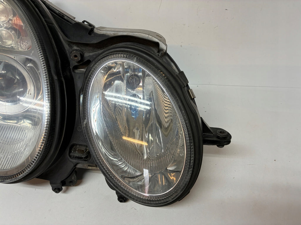 Frontscheinwerfer Mercedes-Benz W211 Rechts Scheinwerfer Headlight SCH2011803400xw