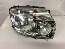 Laden Sie das Bild in den Galerie-Viewer, Frontscheinwerfer Dacia Duster 260100460A Ein Satz Scheinwerfer Headlight SCH7002438766xn