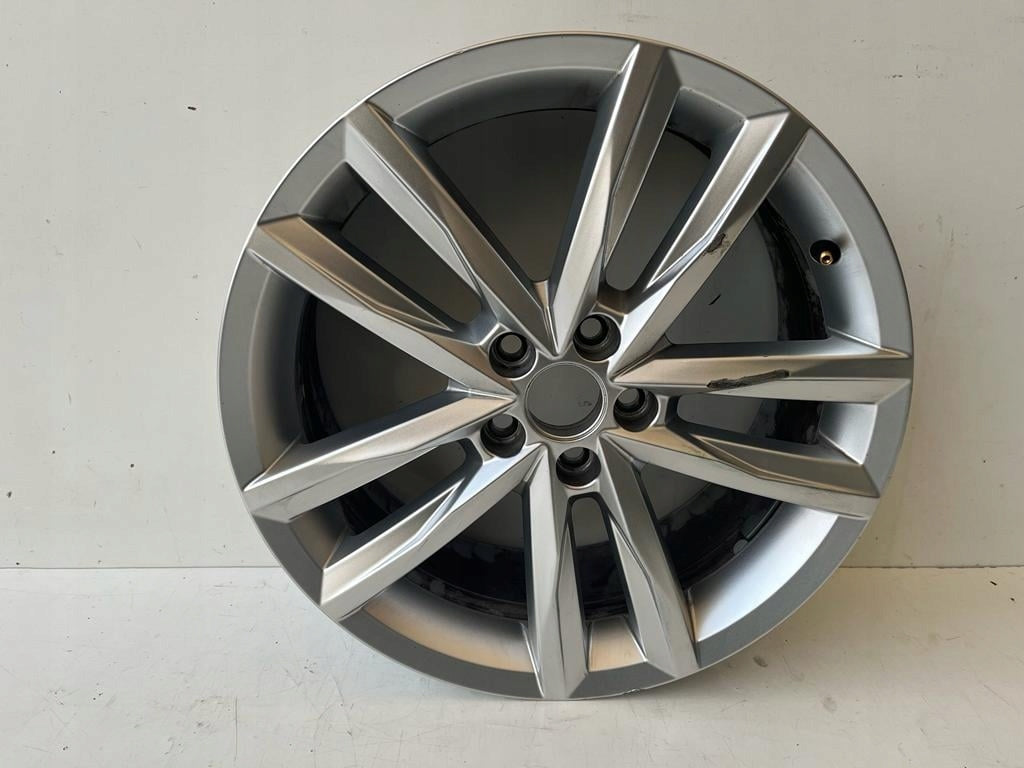 1x Alufelge 17 Zoll 7.0" 5x100 2G0601025 VW Polo Rim Wheel