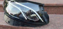 Laden Sie das Bild in den Galerie-Viewer, Frontscheinwerfer Mercedes-Benz W213 C238 A2139067806 A2139066601 Xenon Rechts SCH9457522128dp