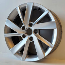 Laden Sie das Bild in den Galerie-Viewer, 1x Alufelge 16 Zoll 46ET Blau 5H0071496 VW Golf Viii Rim Wheel FEL7422966840eg