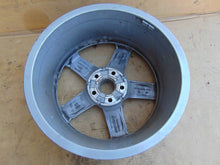 Load image into Gallery viewer, 1x Alufelge 17 Zoll 7.5&quot; 5x112 51ET Glanz 8V0601025CT Audi A3 Rim Wheel