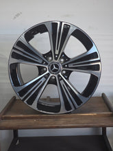 Load image into Gallery viewer, 1x Alufelge 18 Zoll 8.0" 5x112 32ET Glanz A2144012200 Mercedes-Benz Cls C257 FEL9748743795tm