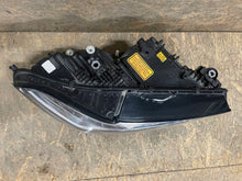 Load image into Gallery viewer, Frontscheinwerfer BMW X5 G05 X6 G06 9481790-90 Laser Rechts Headlight SCH3371716898yl