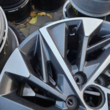 Load image into Gallery viewer, 1x Alufelge 18 Zoll 7.5" 5x114.3 51ET 52910-N7220 Hyundai Tucson Rim Wheel FEL2149377907ys