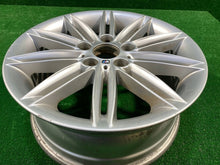 Laden Sie das Bild in den Galerie-Viewer, 1x Alufelge 17 Zoll 7.0" 5x120 47ET 8040047 BMW 1 E81 E87 Rim Wheel FEL9105678471it