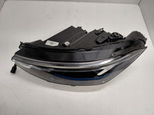 Laden Sie das Bild in den Galerie-Viewer, Frontscheinwerfer VW Passat 3J1941005 Links Scheinwerfer Headlight SCH6596672388zz