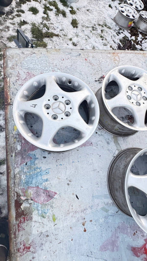 4x Alufelge 16 Zoll 6.5" 5x112 56ET Glanz Silber 1684010902 Mercedes-Benz FEL6402975537yb