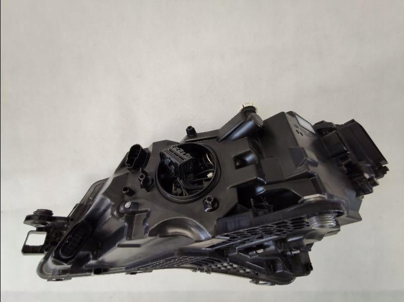 Frontscheinwerfer Skoda Superb III LED Rechts Scheinwerfer Headlight