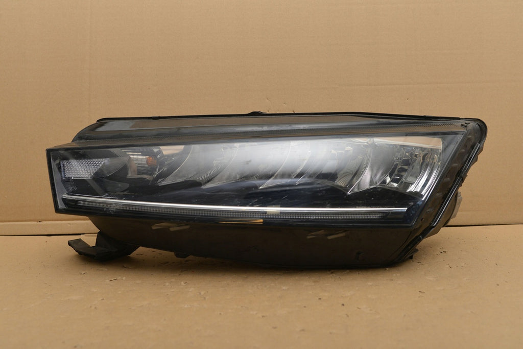 Frontscheinwerfer Skoda Octavia IV 5E4941015 Links Scheinwerfer Headlight SCH8744171989nt