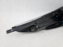 Laden Sie das Bild in den Galerie-Viewer, Frontscheinwerfer Toyota C-Hr 81110-YP281-00 Ein Stück (Rechts oder Links)