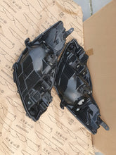 Load image into Gallery viewer, Frontscheinwerfer Toyota Yaris Ein Stück (Rechts oder Links) Headlight