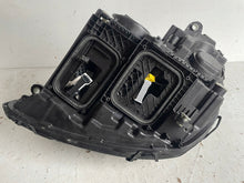 Laden Sie das Bild in den Galerie-Viewer, Frontscheinwerfer Mercedes-Benz W213 A2139066810 LED Rechts Headlight SCH4090619758io