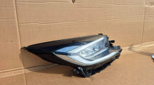 Laden Sie das Bild in den Galerie-Viewer, Frontscheinwerfer Toyota Aygo X Full LED Rechts Scheinwerfer Headlight SCH4301412481cj