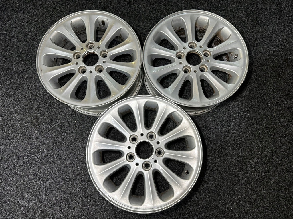 1x Alufelge 16 Zoll 6.5" 5x120 42ET 6775618 BMW E81 E87 Rim Wheel