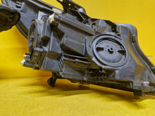 Laden Sie das Bild in den Galerie-Viewer, Frontscheinwerfer Mercedes-Benz Vito A4478200161 Ein Satz Scheinwerfer Headlight SCH3857442867yj