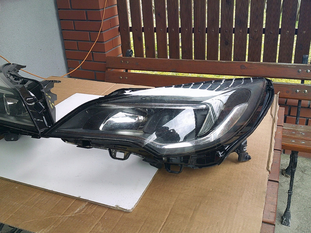 Frontscheinwerfer Opel Astra K 39047199 Ein Satz Scheinwerfer Headlight SCH9803670320rt