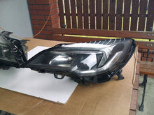 Load image into Gallery viewer, Frontscheinwerfer Opel Astra K 39047199 Ein Satz Scheinwerfer Headlight SCH9803670320rt