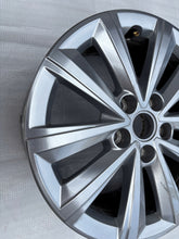 Laden Sie das Bild in den Galerie-Viewer, 1x Alufelge 16 Zoll 7.0" 5x108 9843281280 Opel Rim Wheel FEL5121334905jp