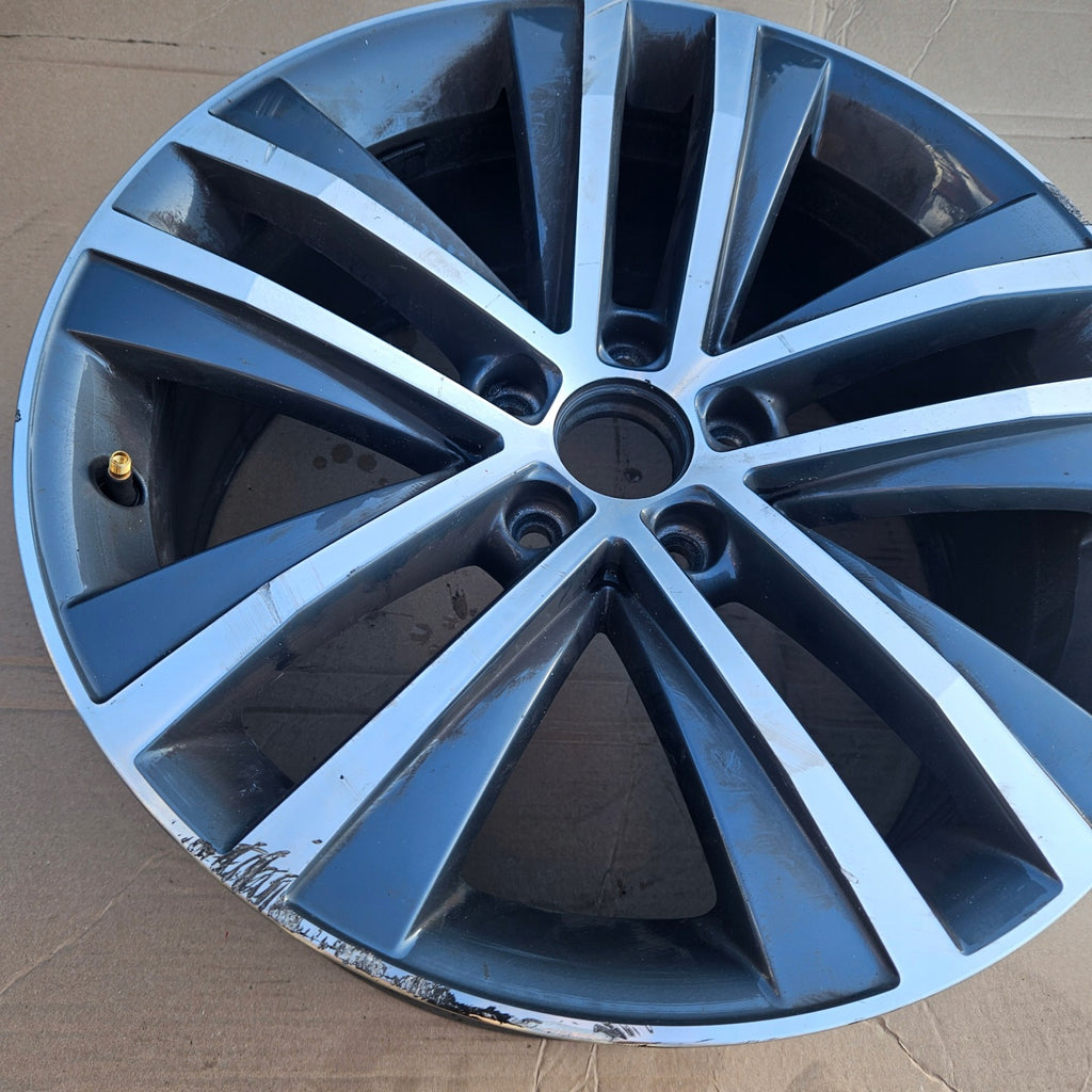 1x Alufelge 18 Zoll 6.0" 5x112 35ET 7N0601025F Seat Alhambra Sharan Rim Wheel FEL9197919091qu