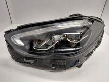 Laden Sie das Bild in den Galerie-Viewer, Frontscheinwerfer Mercedes-Benz W206 A2069066104 Links Scheinwerfer Headlight SCH9474398410kx