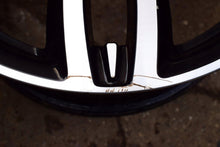 Load image into Gallery viewer, 1x Alufelge 17 Zoll 7.0&quot; 4x100 55ET Glanz Schwarz 403009833R Renault Twingo