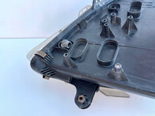 Laden Sie das Bild in den Galerie-Viewer, Frontscheinwerfer Mercedes-Benz Slk Links Scheinwerfer Headlight SCH2483159701bl