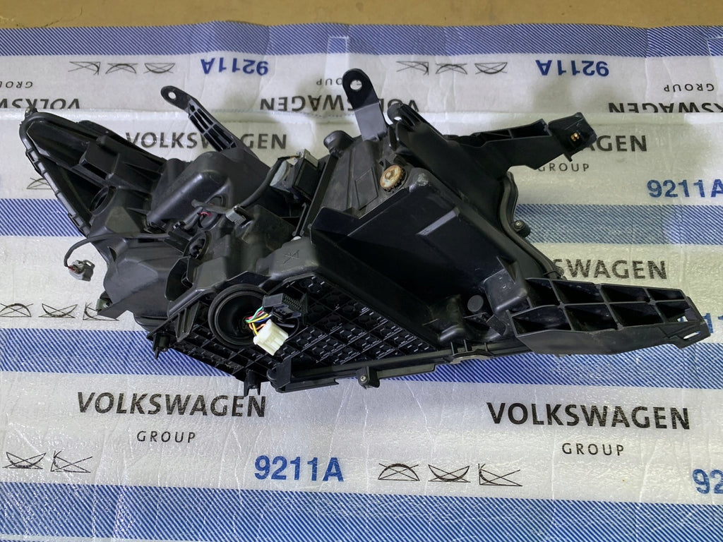 Frontscheinwerfer Toyota Land Cruiser FJ150 Links Scheinwerfer Headlight