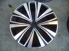 Load image into Gallery viewer, 1x Alufelge 18 Zoll 8.0" 5x112 40ET Glanz Keine Farbe 3G8601025F VW Arteon FEL3242941302ji