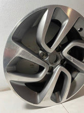 Laden Sie das Bild in den Galerie-Viewer, 1x Alufelge 16 Zoll 6.5" 4x108 20ET Glanz Silber 39007897 Opel Crossland FEL1147946343ln