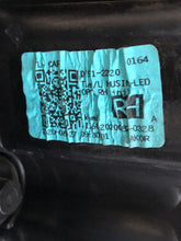 Load image into Gallery viewer, Frontscheinwerfer Hyundai Tucson 92102D7700 D7921-21C20 Full LED Rechts