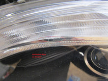 Laden Sie das Bild in den Galerie-Viewer, Frontscheinwerfer Mercedes-Benz W246 A2468207161 Links Scheinwerfer Headlight SCH6407336671up