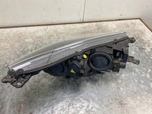 Laden Sie das Bild in den Galerie-Viewer, Frontscheinwerfer Ford Kuga GV41-13D155-EG Xenon Links Scheinwerfer Headlight SCH6794829784qh