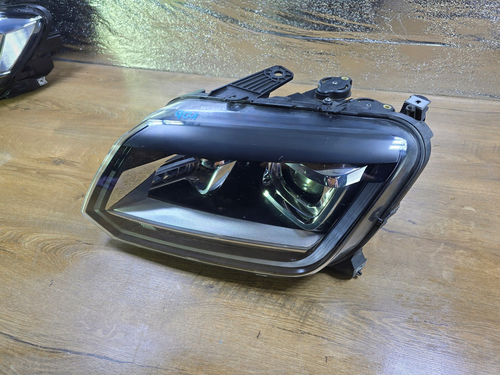 Frontscheinwerfer VW Amarok 2H3941031 Links Scheinwerfer Headlight SCH8823801137al