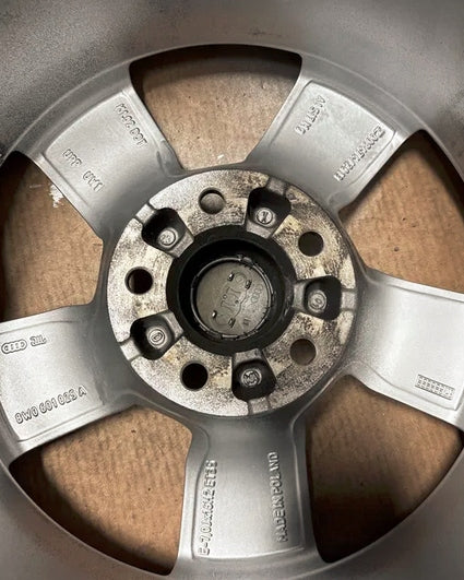 4x Alufelge 16 Zoll 7.0" 5x112 35ET Glanz Silber 8W0601025A Audi B8 I Rim Wheel FEL2291426847em