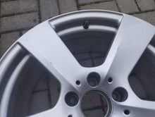 Laden Sie das Bild in den Galerie-Viewer, 1x Alufelge 18 Zoll 8.0&quot; 5x112 45ET Glanz A2074010502 Mercedes-Benz Rim Wheel