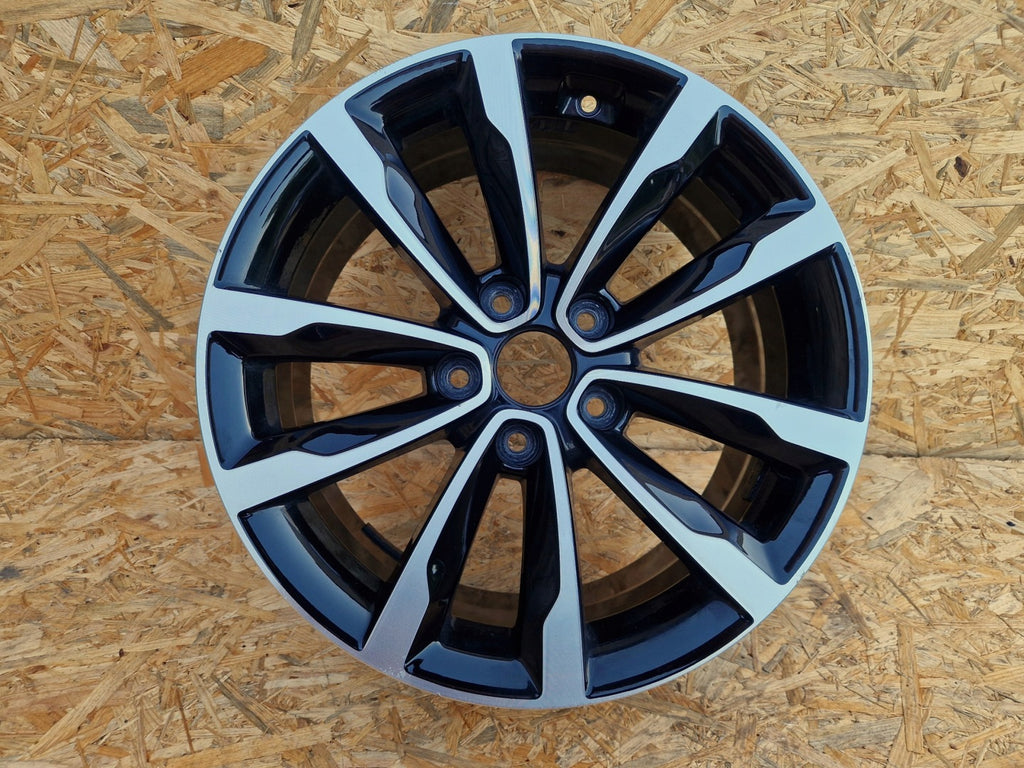 1x Alufelge 17 Zoll 7.5" 5x114.3 46ET 52910-3Z710 Hyundai I I40 Rim Wheel FEL4670988386ob