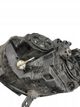 Laden Sie das Bild in den Galerie-Viewer, Frontscheinwerfer Hyundai I I40 921023 921023Z090 Vorderseite Headlight