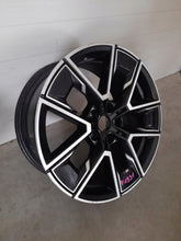 Laden Sie das Bild in den Galerie-Viewer, 1x Alufelge 18 Zoll 8.5" 5x112 40ET Graphit BMW G21 4 G23 I4 G26 Rim Wheel FEL4133812710hg