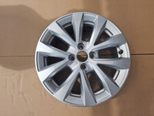 Laden Sie das Bild in den Galerie-Viewer, 1x Alufelge 16 Zoll 6.5&quot; 4x100 37ET Glanz Silber 403009968R Renault Clio 1